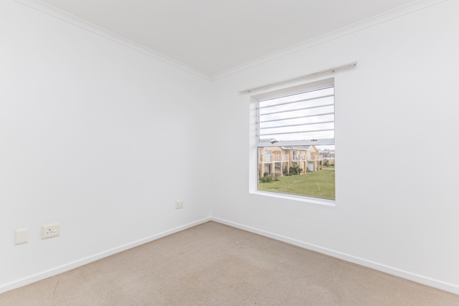 2 Bedroom Property for Sale in Whispering Pines Western Cape